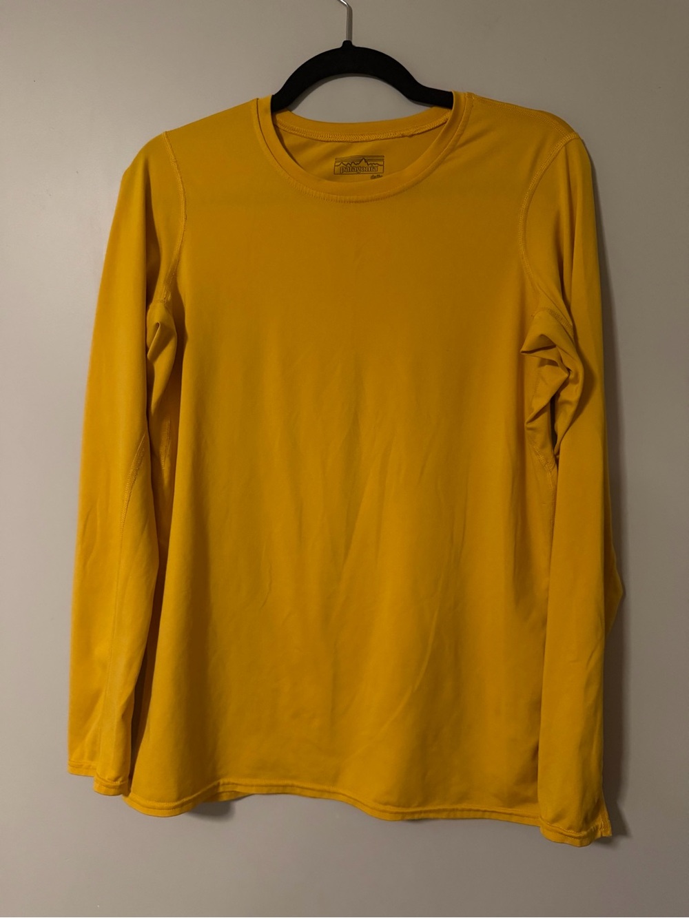 Patagonia Mustard Yellow Long Sleeve Crew Daily Capilene Baselayer